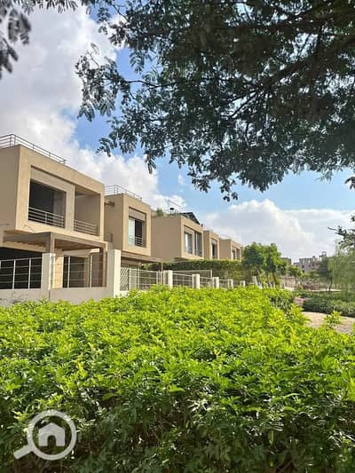 4 Bedroom Townhouse for Sale in 6th of October, Giza - 644541367_1432025348452496_5677689458486099509_n (1). jpg 4 Bedroom Townhouse for Sale in 6th of October, Giza - 644541367_1432025348452496_5677689458486099509_n (1). jpg