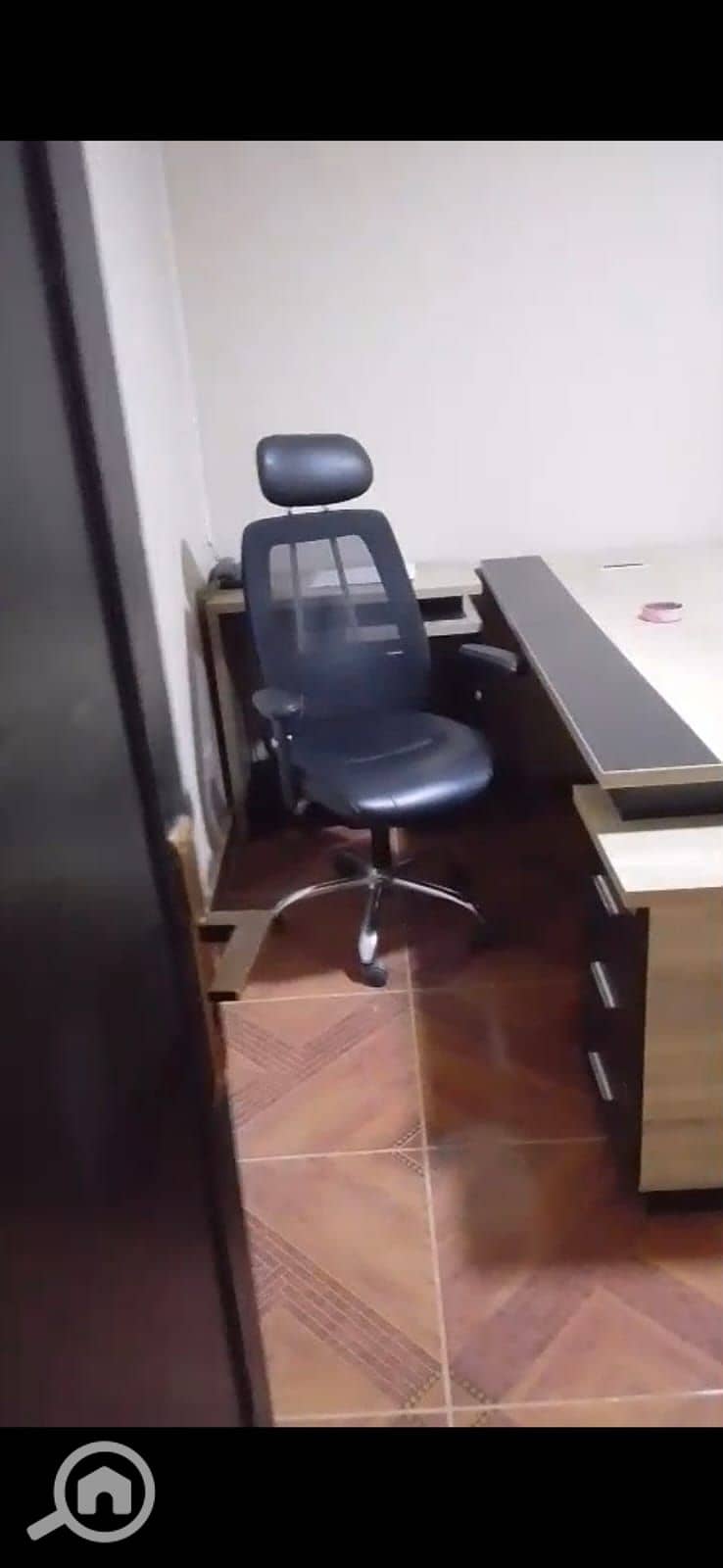 9 1000454131. jpg