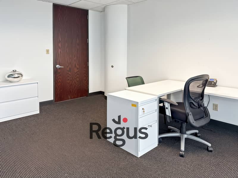 2 HQ_TX, Fort Worth - Fort Worth Bridge Street _USA_Centre 653Office 1. jpg
