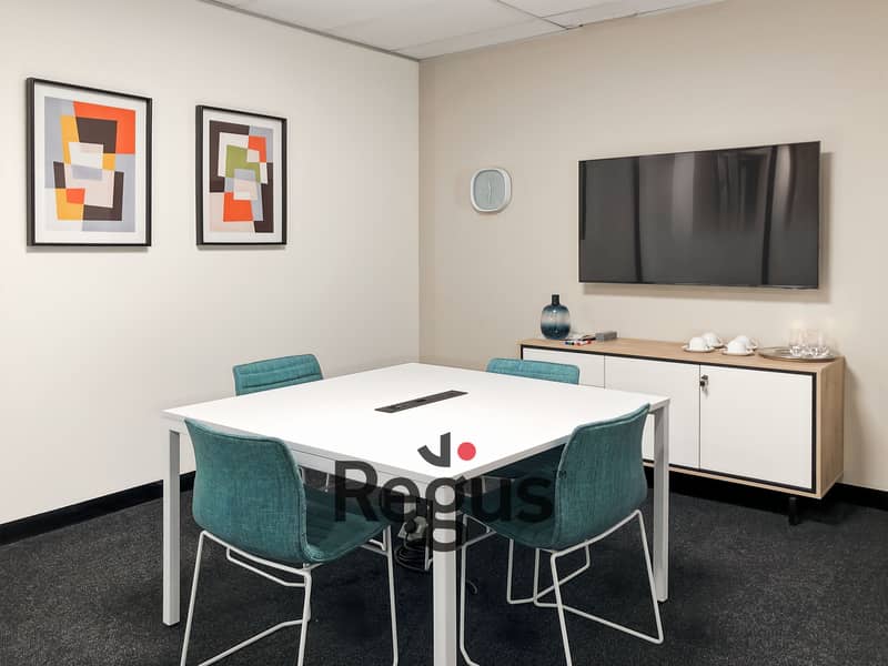 4 Regus_Somerset West, Links Office Park_South Africa_Centre 7627_Meeting Room 1_LOCATIONHEROIMAGE. jpg