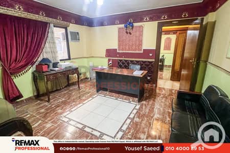 مکتب  للبيع في محطة الرمل، الإسكندرية - 1. png