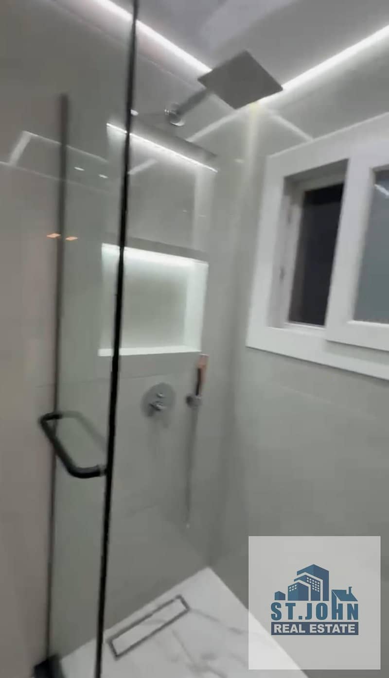 4 1000212119. jpg