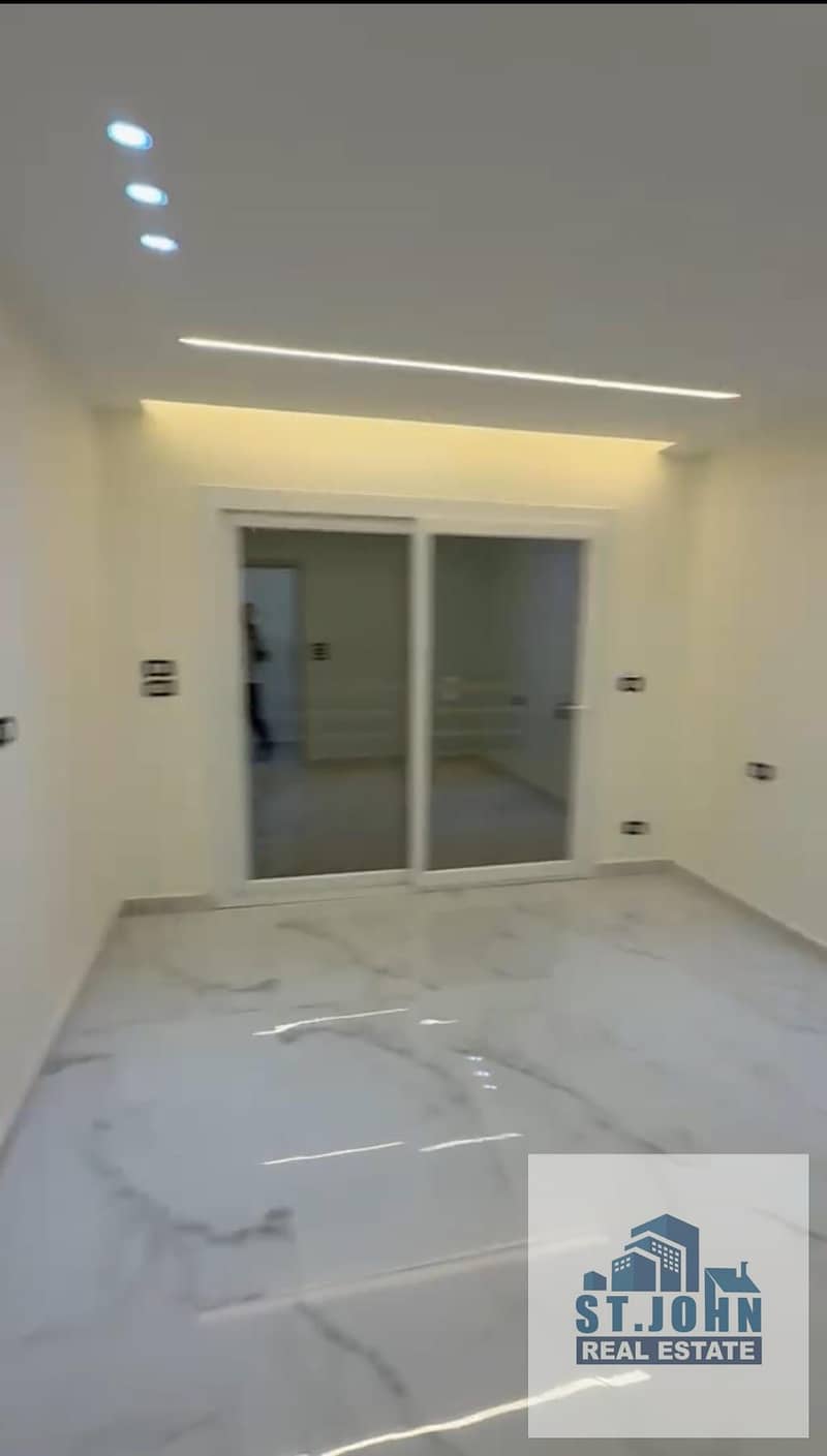 10 1000212113. jpg