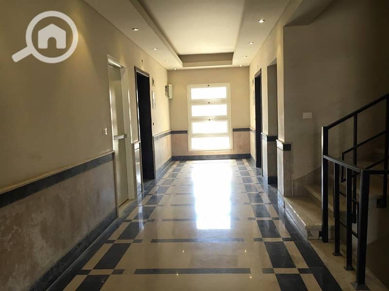 2 444. jpg