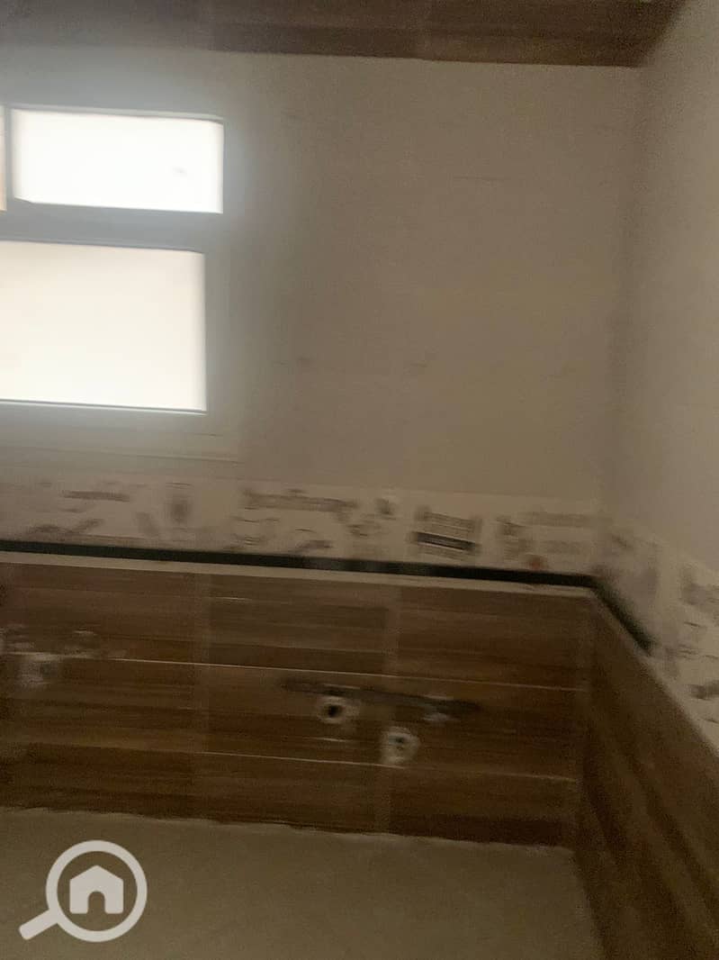 4 1000252444. jpg