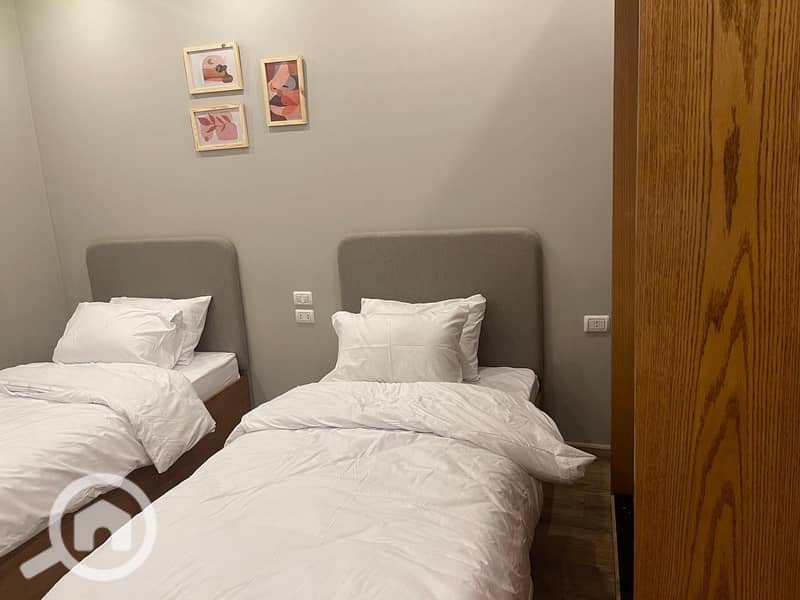3 f53c4747-9e0b-4bc1-b001-b8f7597d2bbd. jpg