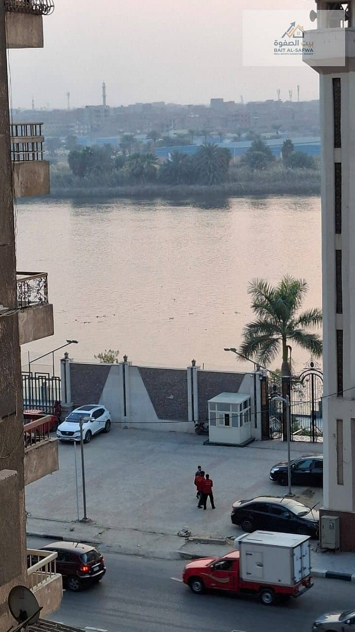 9 106703. jpg