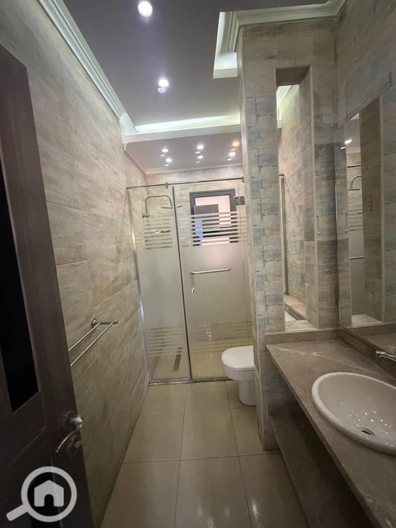 14 9dce00b4-d211-4e71-8881-213cc102dea8. jpg