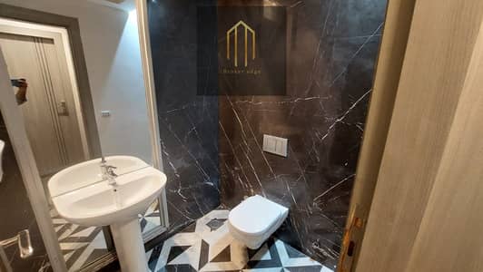 مکتب  للايجار في مصر الجديدة، القاهرة - 1000661614. jpg