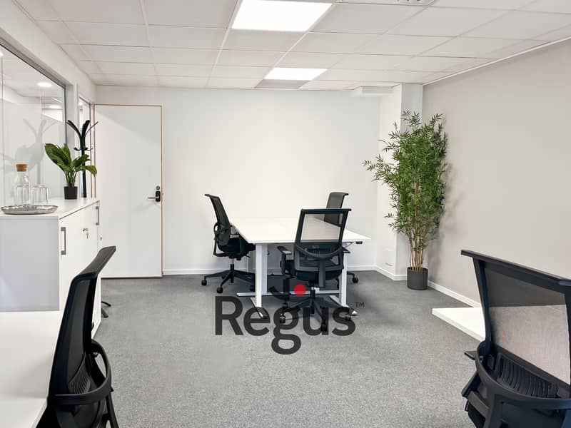 2 Regus_Vänersborg, Sundsgatan_Sweden_Centre 7735_Office 4. . jpg