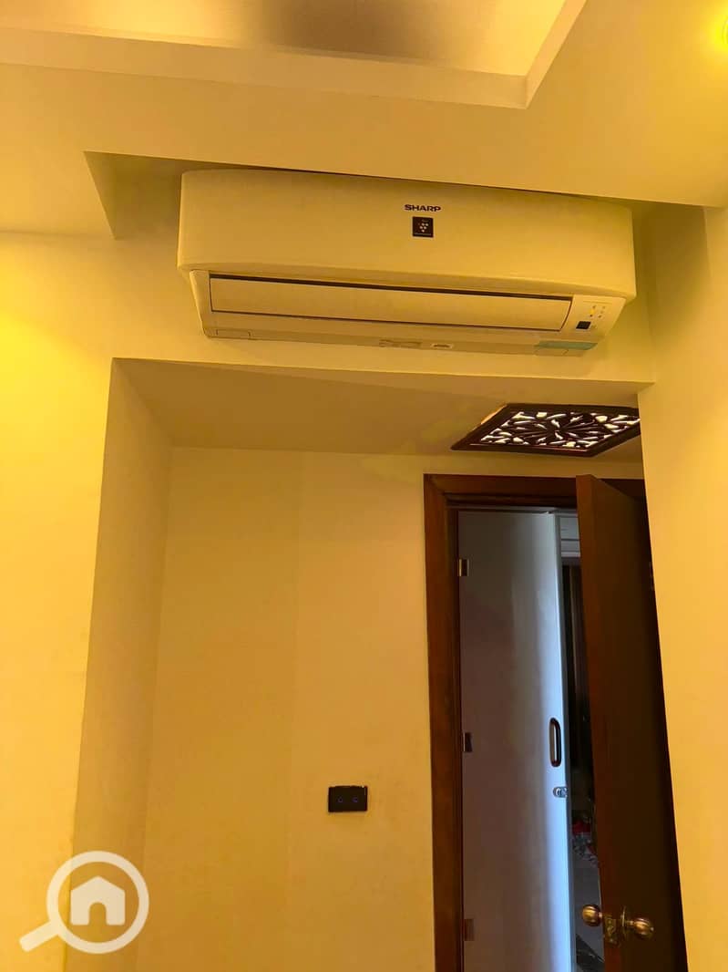 5 1000642040. jpg