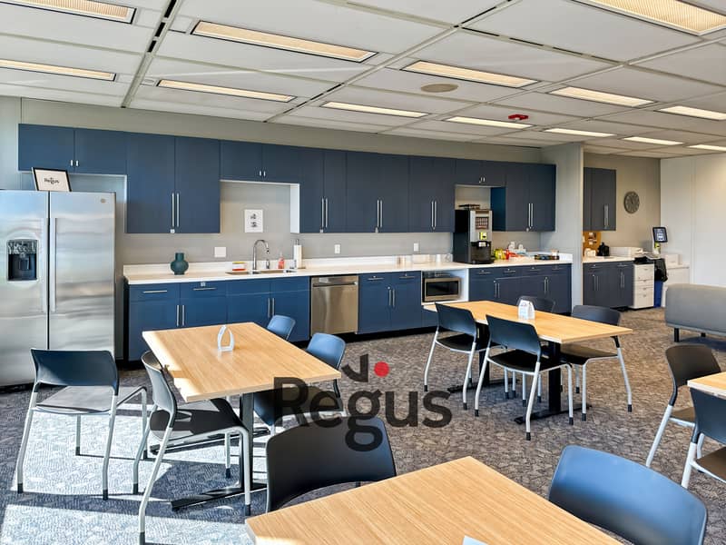 5 Regus_KY, Lexington - Blazer Parkway_USA_Centre 6212_Refreshment Area. jpg