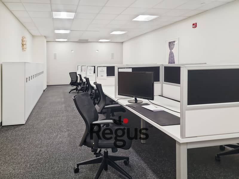 7 Regus_WI, West Allis - West National Avenue_USA_Centre_5993_Coworking. jpg