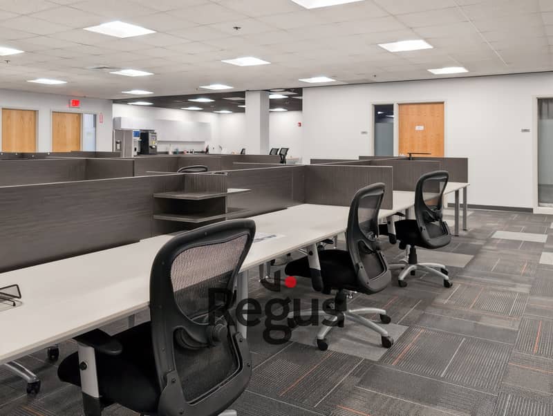 10 Regus_MA, Hopkinton - Elmwood Park_USA_Centre 7730_Coworking 1. jpg