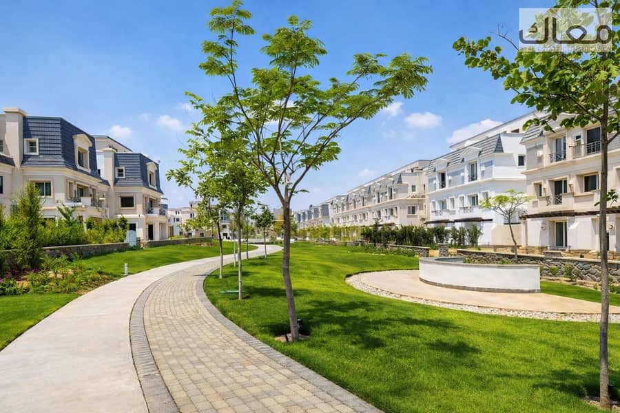 5 Charming townhouse row and walkway. png