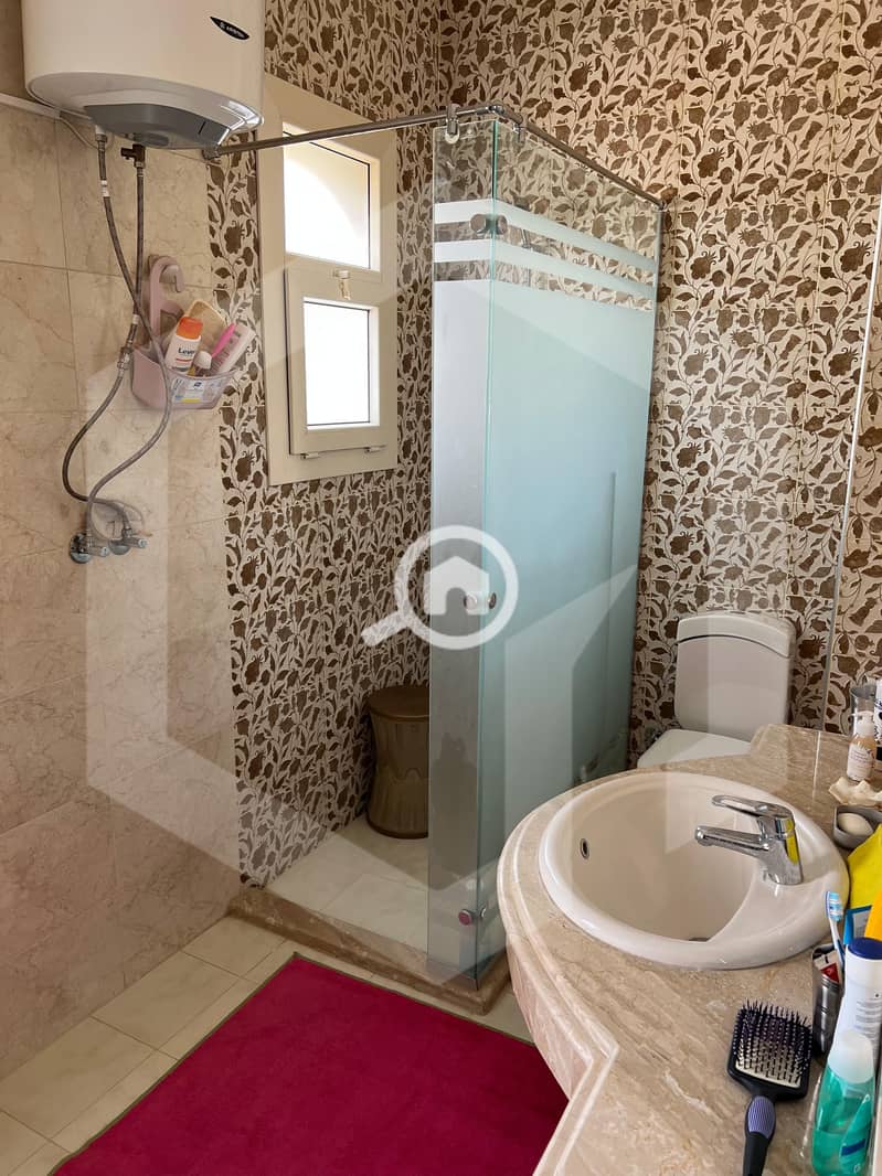 11 El Patio 6 12. jpg
