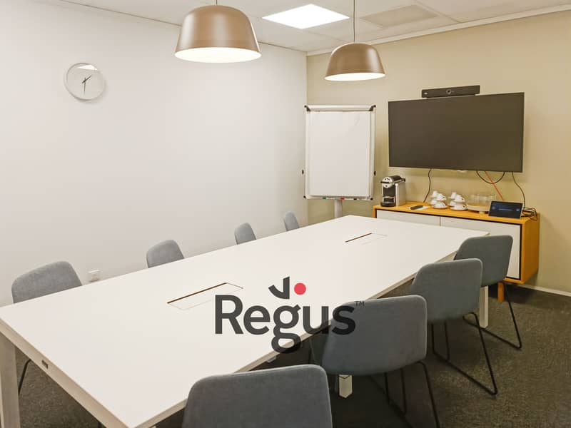6 Regus_Aix-en-Provence,  Aix Les Milles_France_Centre 6204_Board Room_LOCATIONHEROIMAGE. jpg