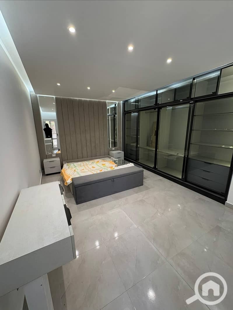 5 f843ac8d-3147-4677-b42d-12f4ff55c226. jpg