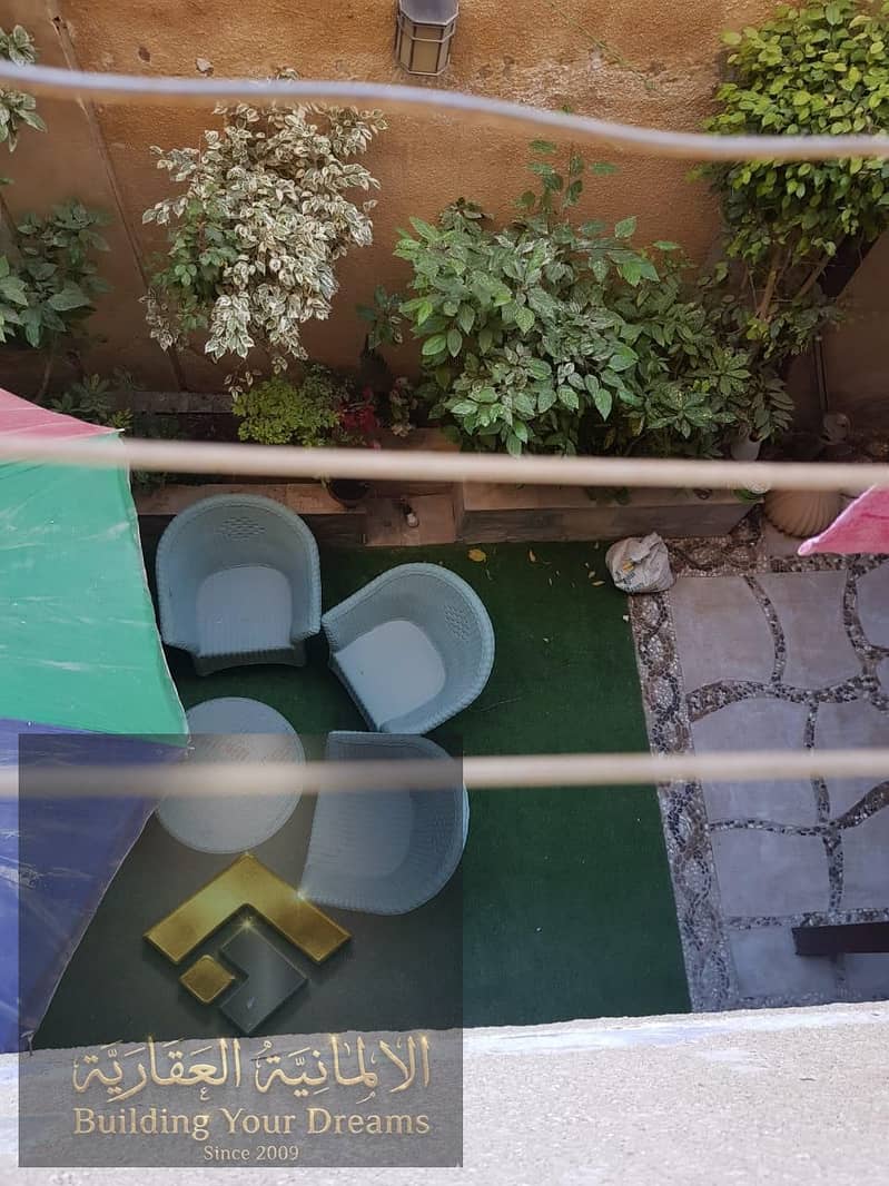 4 24670. jpg