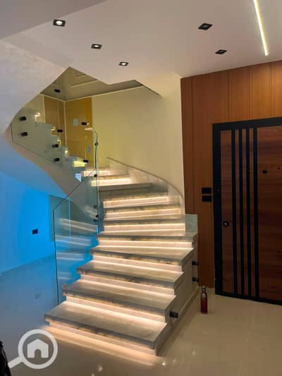 3 Bedroom Duplex for Sale in Shorouk City, Cairo - f8cb3dcd-1531-49c7-ba40-52e3d673bd02. jpg