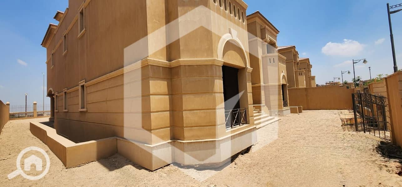 8 Royal Meadows Arco 8. jpeg