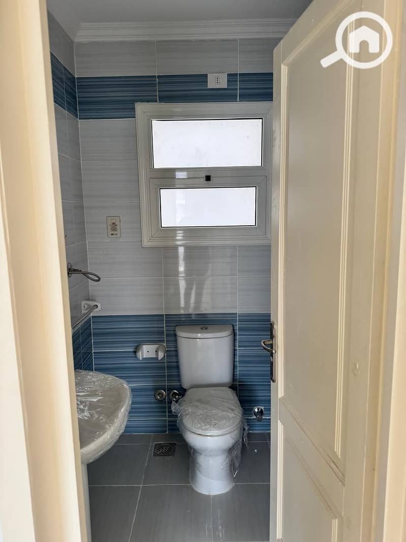10 10. jpg