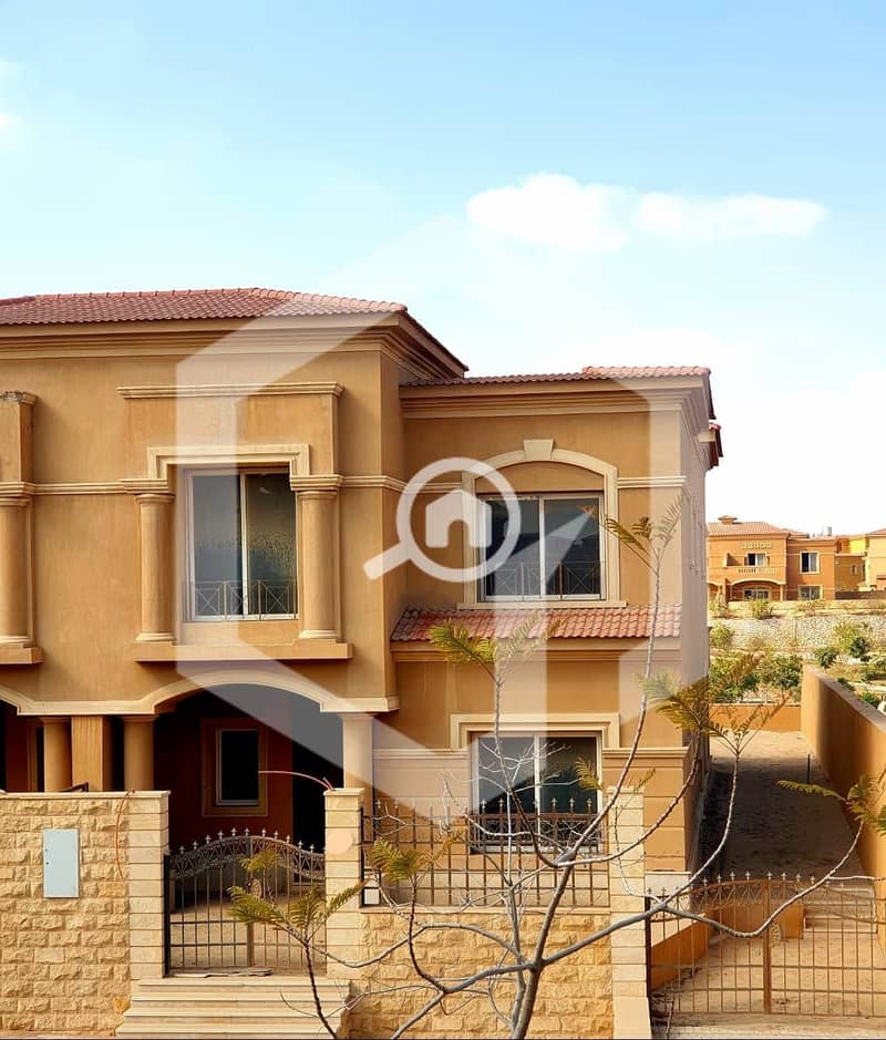 3 Royal Meadows Arco 3. jpeg