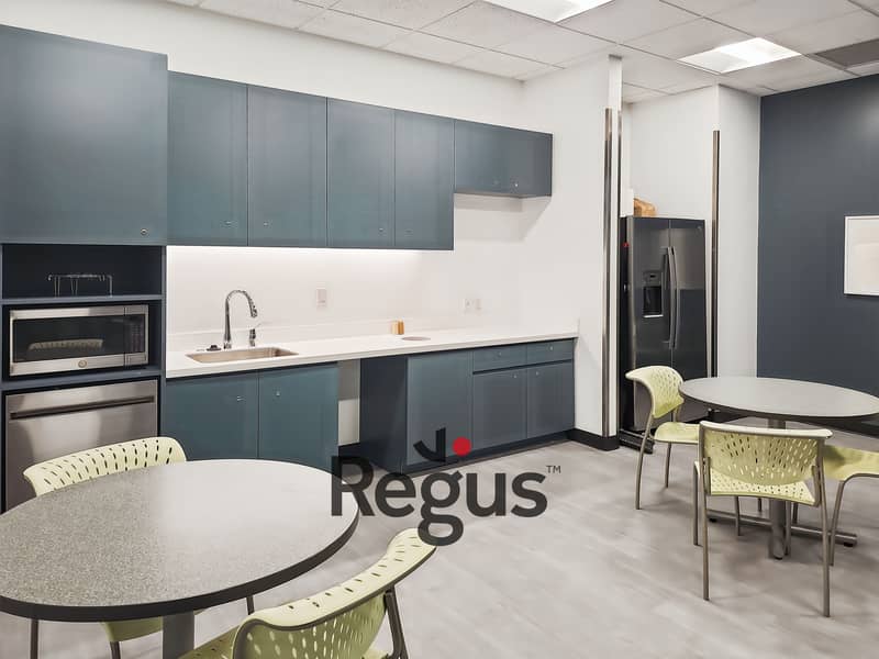 5 Regus_FL, Orange Park - Crossing Blvd_USA_Centre 8478_Refresh Area 2. jpg