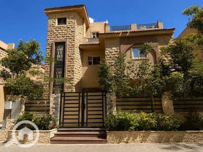 4 Bedroom Villa for Sale in Sheikh Zayed, Giza - bc48b2bf-6909-4b41-99cc-9c14d098a587. jpg 4 Bedroom Villa for Sale in Sheikh Zayed, Giza - bc48b2bf-6909-4b41-99cc-9c14d098a587. jpg