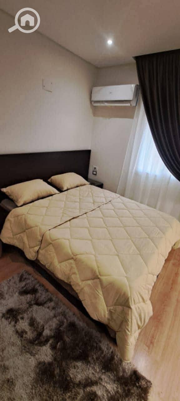 5 1000948041. jpg