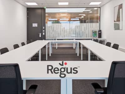 مکتب  للايجار في القاهرة الجديدة، القاهرة - Regus_Klagenfurt, Modepark Röther_Austria_Centre 6403_Meeting Room 2_LOCATIONHEROIMAGE. . jpg