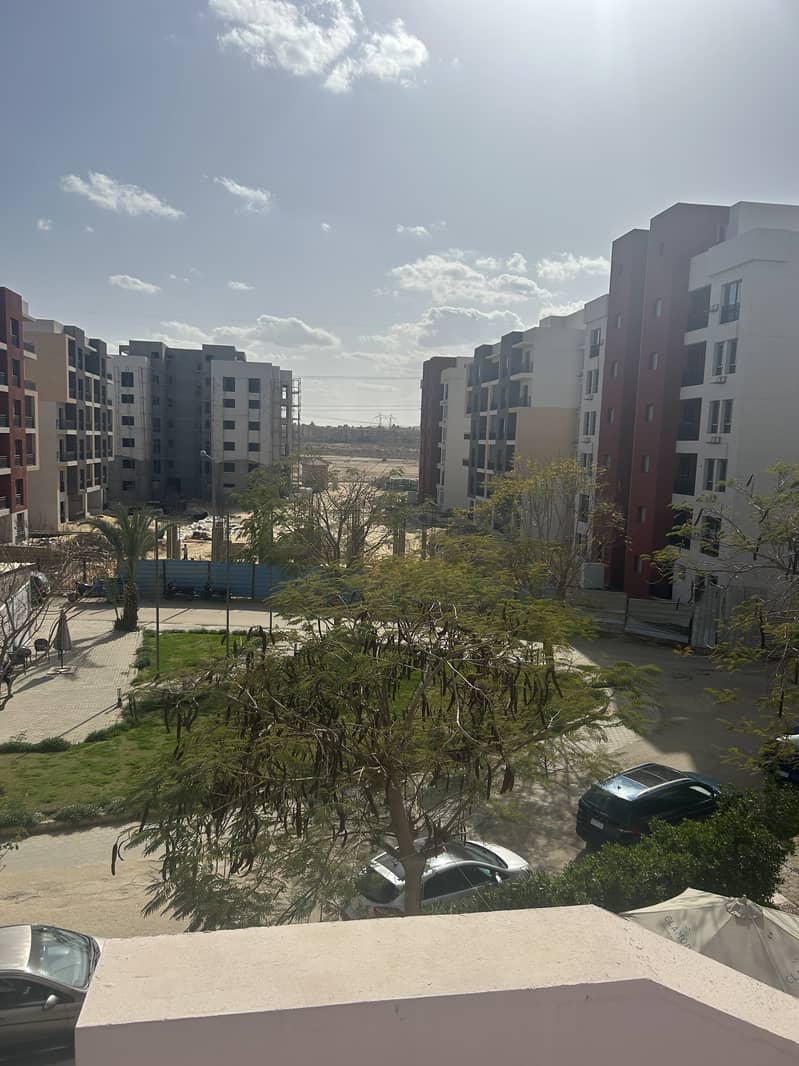 شقه للبيع ب٦ اكتوبر حى الاشجار من المالك apartment 4 resale 6 October شقه للبيع ب٦ اكتوبر حى الاشجار من المالك apartment 4 resale 6 October