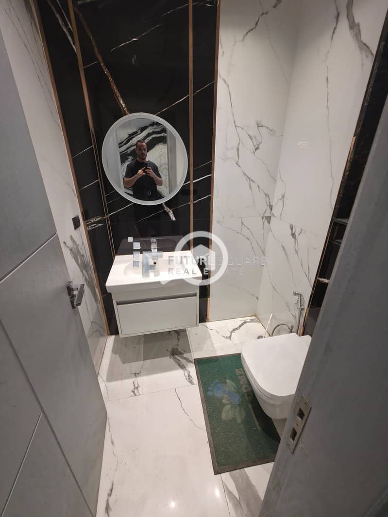 15 Image10. jpg
