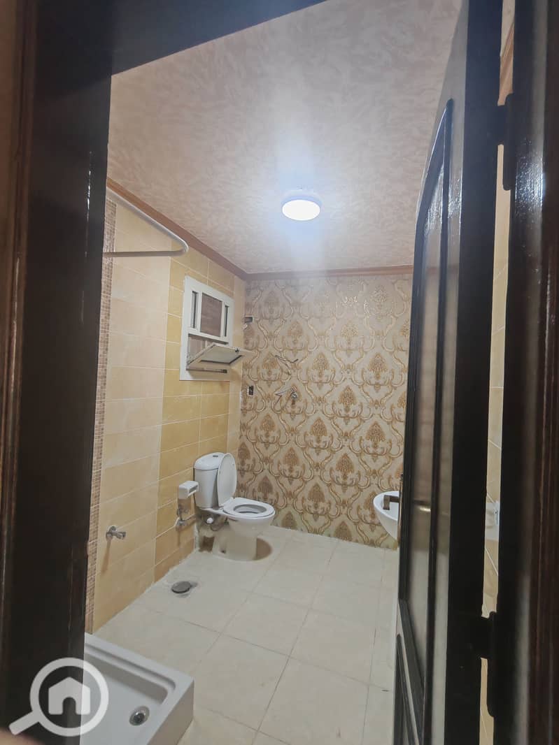 8 805180. jpg
