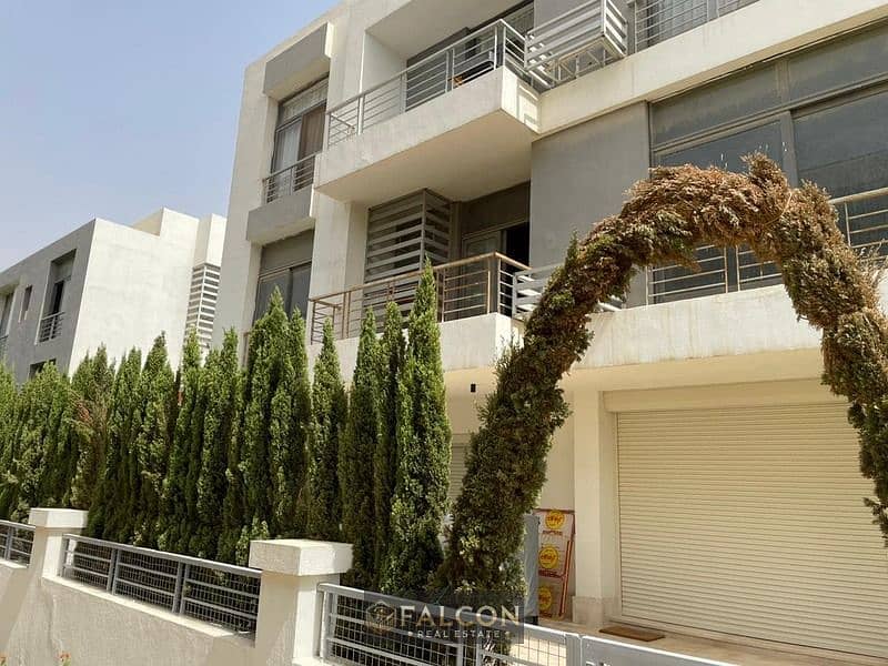 10 352810863_298062349227199_3684657083278417908_n. jpg