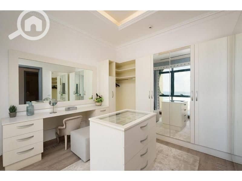 7 898bc101-f6f2-4dc9-bed1-65b9fce5ab8a. jpg