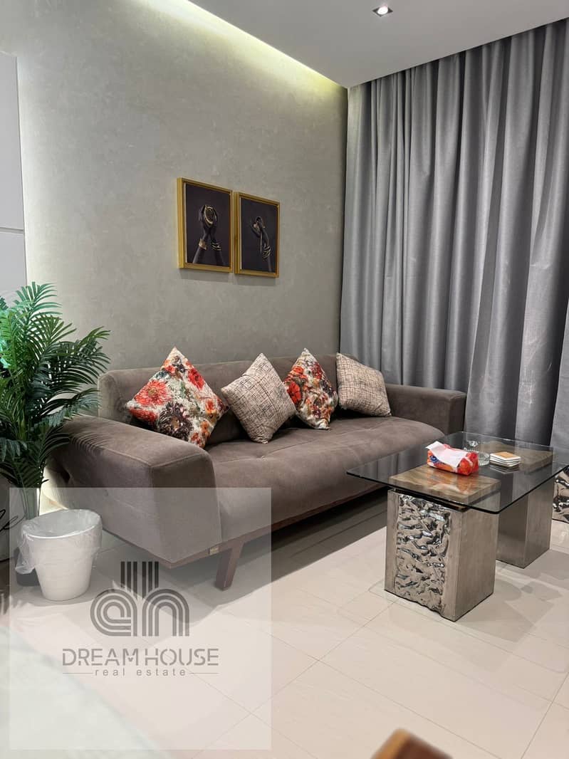 6 86dcdda0-686b-4f01-8012-1f864fd673e7. jpeg