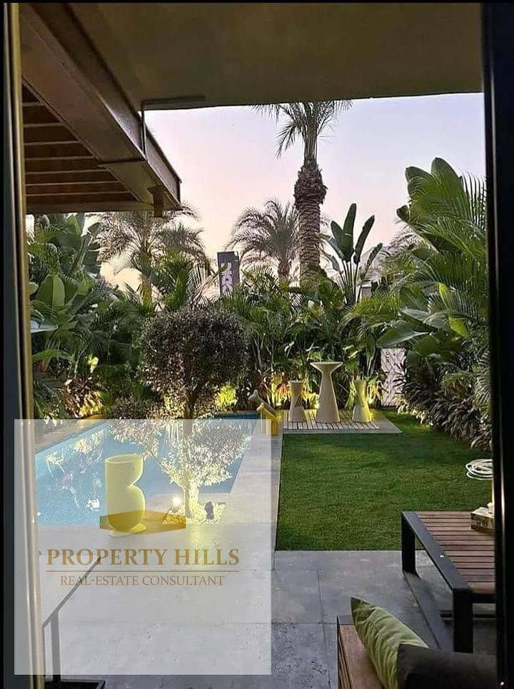 8 1000518994. jpg
