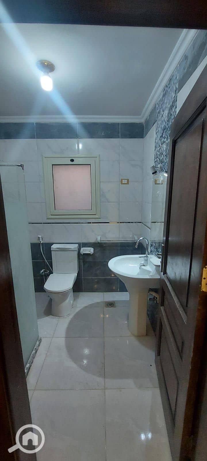 3 1000572470. jpg
