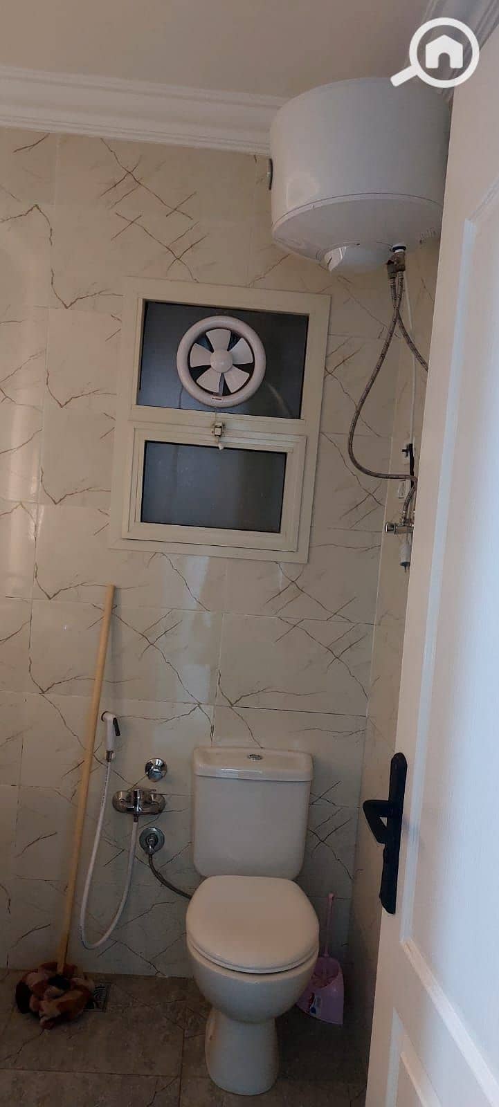 4 1000417116. jpg