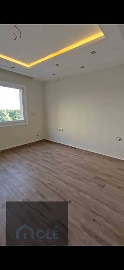4 WhatsApp Image 2026-08-21 at 05.35. 20. jpeg