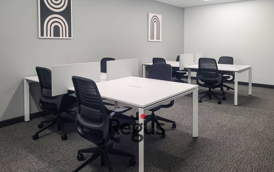 10 Regus_CA, Sacramento - 2180 Harvard _USA_Centre 6617_Coworking 1. jpg