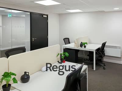 مکتب  للايجار في سان ستيفانو، الإسكندرية - Regus_MarketStreetCrew_UK_Centre6453_Office1. jpg