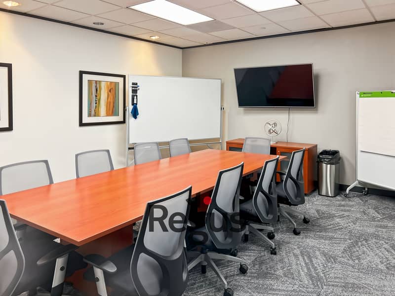 8 HQ_TX, Houston - One Riverway  (HQ) _USA_Centre 1340_Board Room_LOCATIONHEROIMAGE. jpg