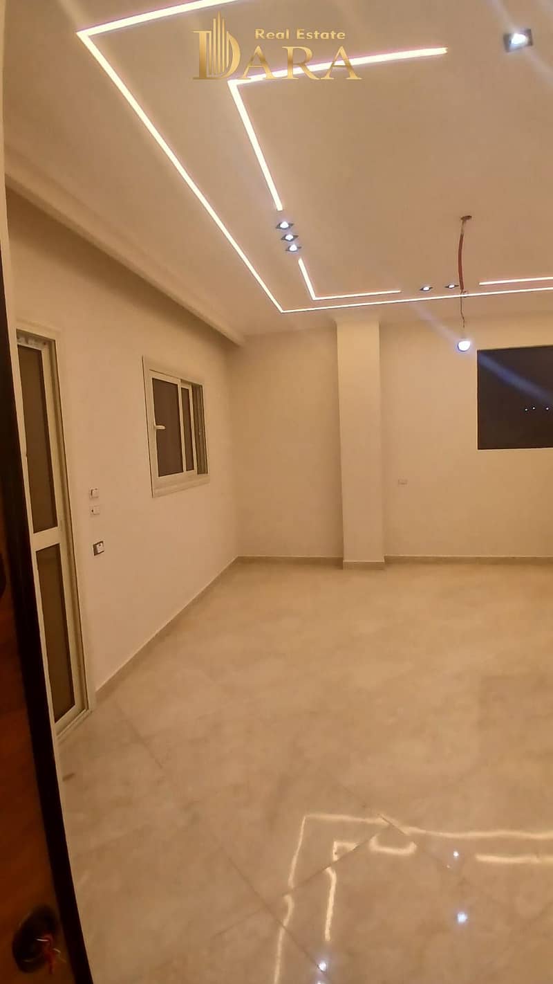 9 1000258684. jpg