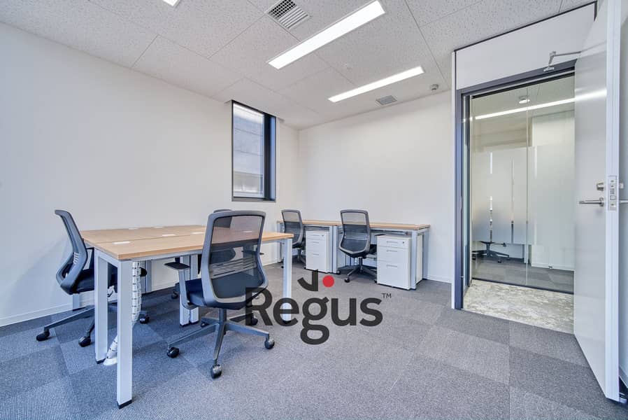 10 Regus_Kumamoto Place Hanabata_5608_Kumamoto_Japan_Large Office. jpg