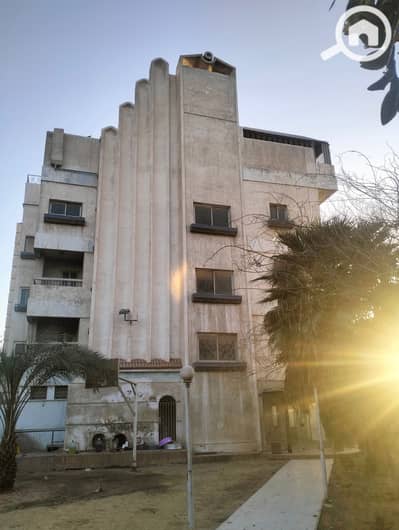 10+ Beds Villa for Sale in Mokattam, Cairo - 1000166501. jpg