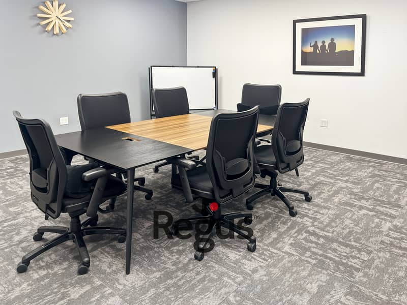 5 Regus_CT, Farmington - Farmington Ave_USA_Centre 6478_Board Room 1_LOCATIONHEROIMAGE. jpg