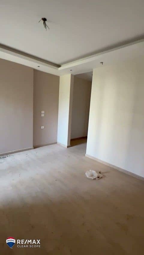9 WhatsApp Video 2026-08-20 at 3.28. 18 PM - frame at 0m50s. jpg