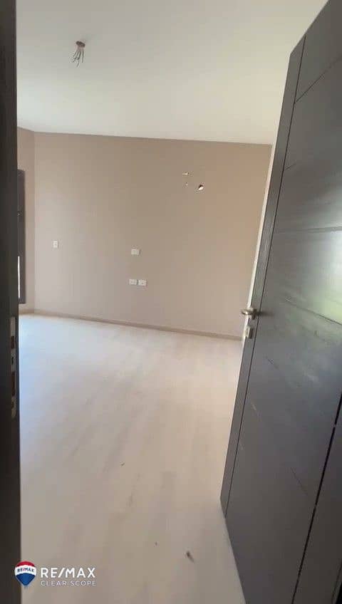 12 WhatsApp Video 2026-08-20 at 3.28. 18 PM - frame at 1m10s. jpg